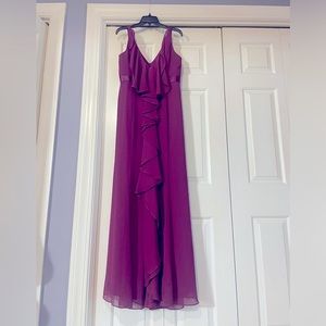 David’s bridal dress. Size 16. I believe the David’s bridal color is wine.